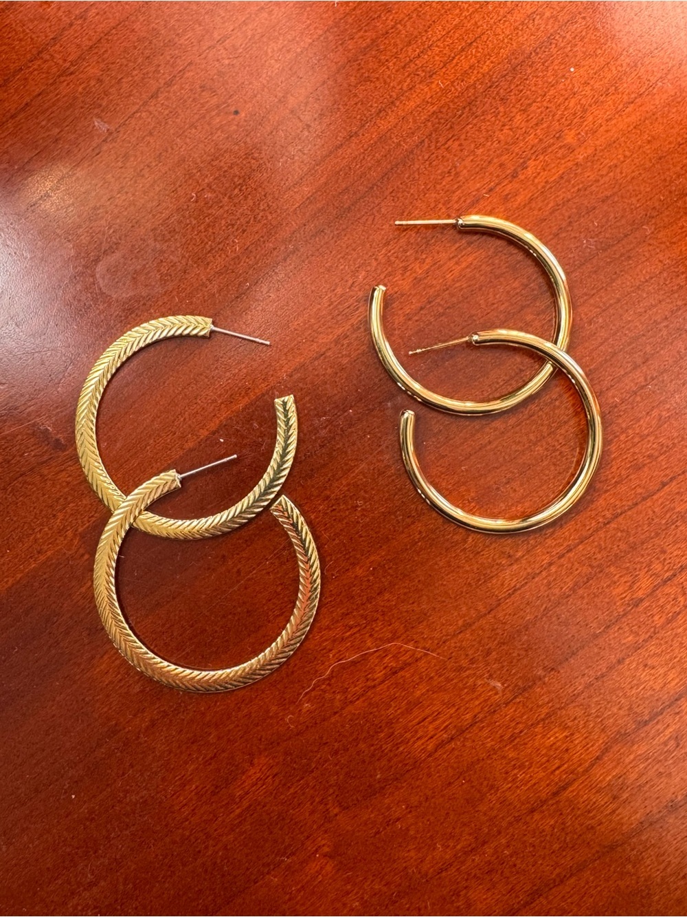 🌈 FREEBIE: Bundle of Gold Hoops
